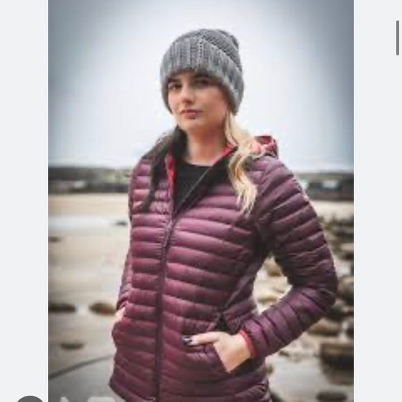 Helly hansen women’s sirdal insulated hooded jacket - Picture 1 of 9